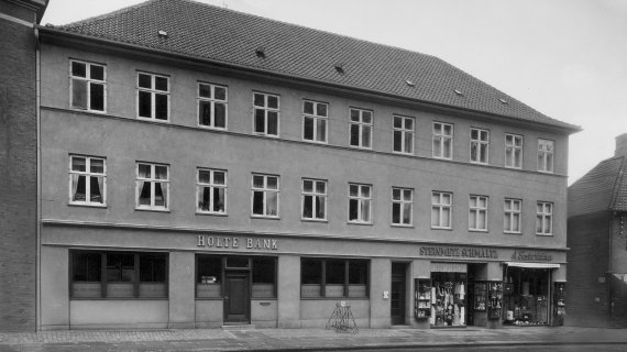 Magasin i Holte Stationsvej 1932