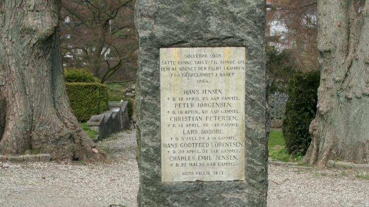 Faldne i krigen 1864, monument, Søllerød Kirkegård