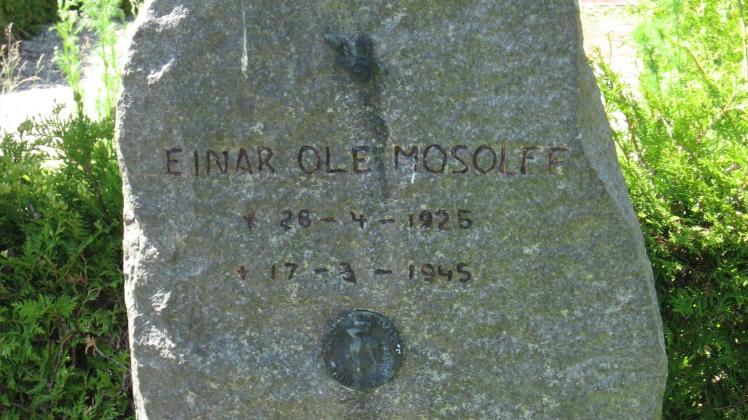 Einar Ole Mosolffs grav monument