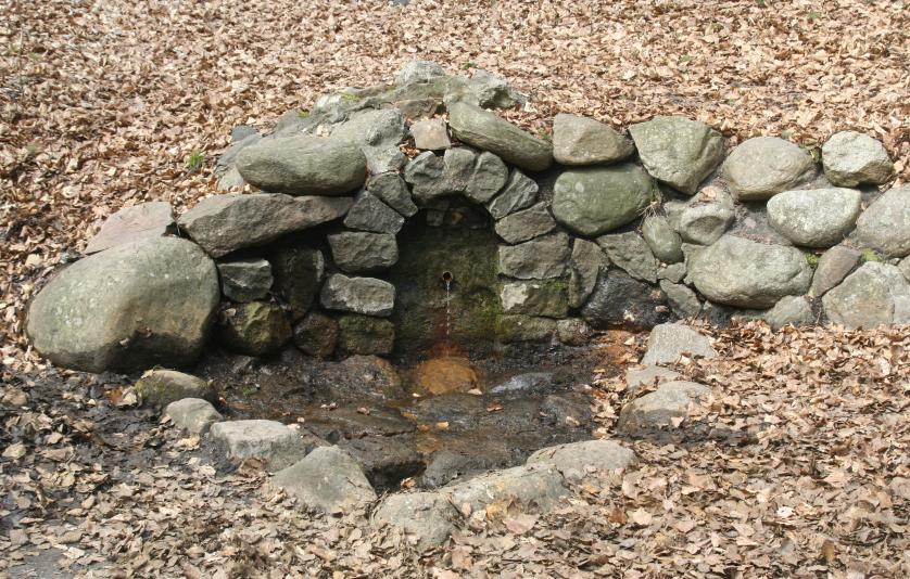 Ansgars Kilde, Ravnholm Skov monument