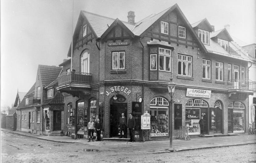 Købmandsforretning i Holte omkring år 1909